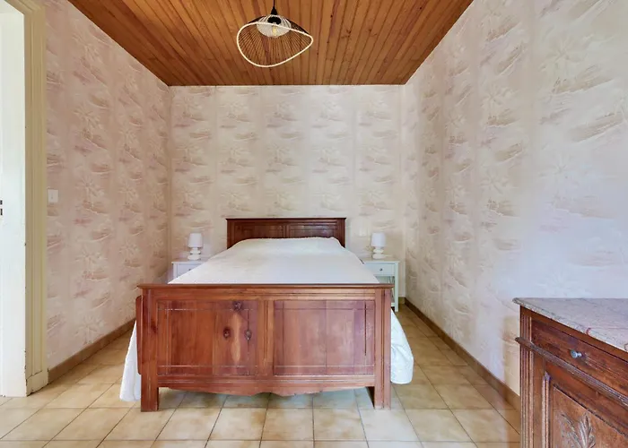 Holiday home Maisonnette 250m