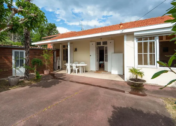 Holiday home Maisonnette 250m Arcachon